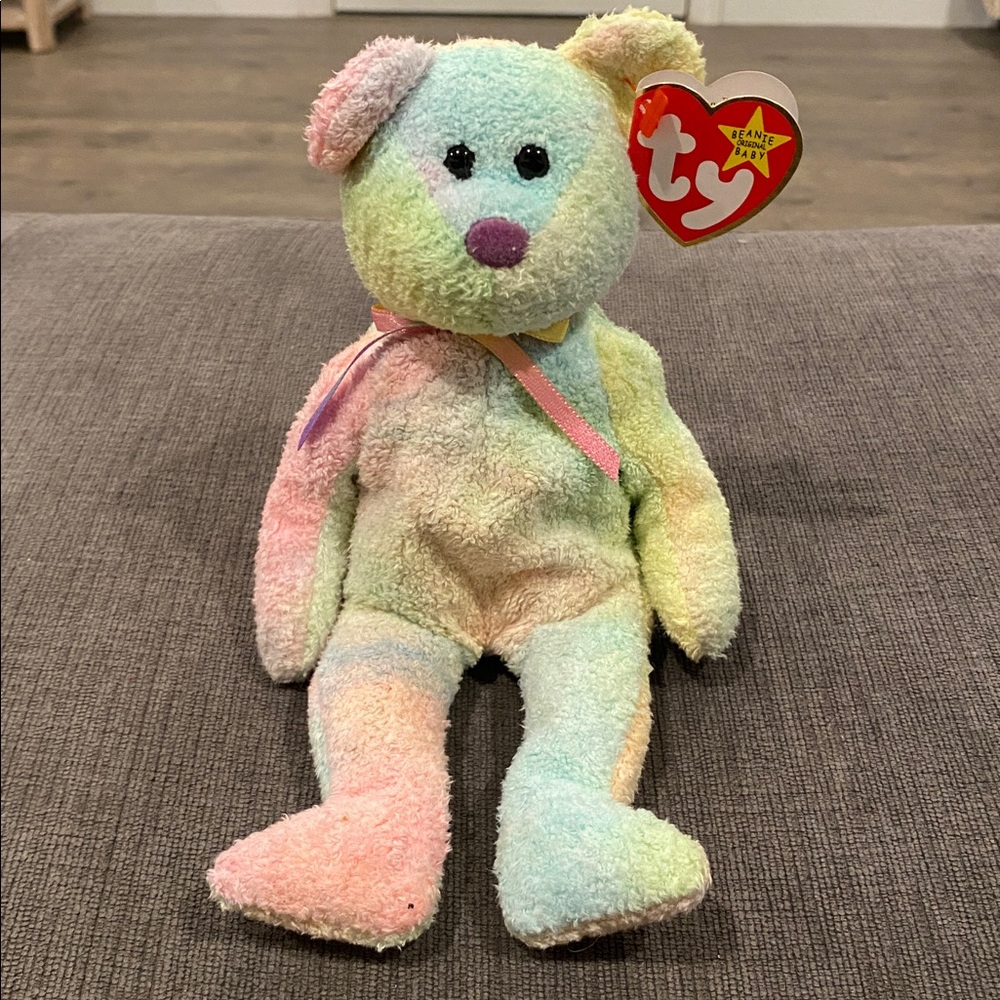 TY Beanie Baby - Groovy - NEW WITH TAGS!  vintage toys toy plush bear kids